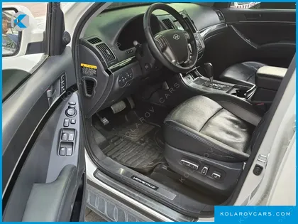 HYUNDAI VERACRUZ DIESEL 2WD 300VXL