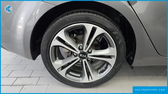 KIA K3 PRESTIGE