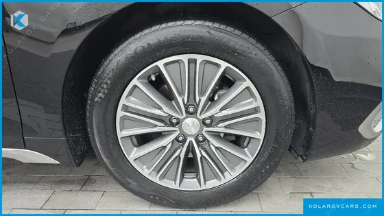 HYUNDAI GRANDEUR EXCLUSIVE