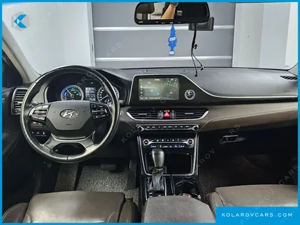 HYUNDAI GRANDEUR EXCLUSIVE