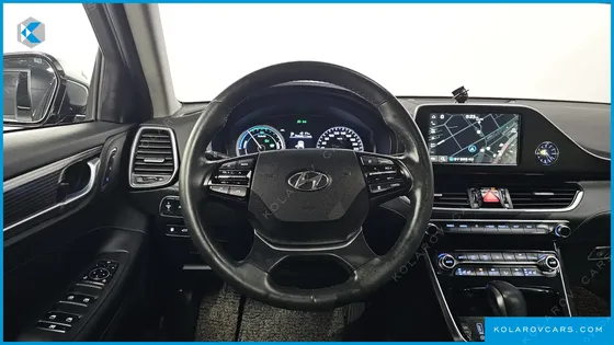 HYUNDAI GRANDEUR EXCLUSIVE