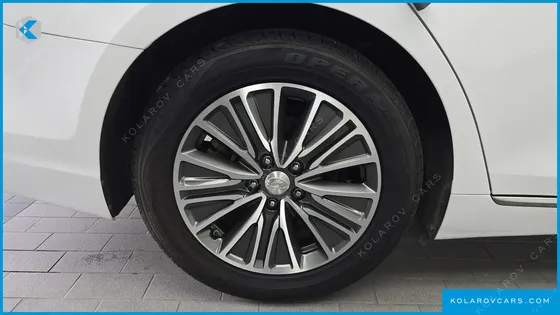 HYUNDAI GRANDEUR EXCLUSIVE