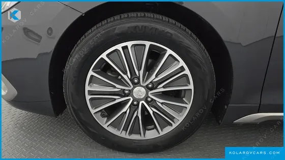 HYUNDAI GRANDEUR EXCLUSIVE