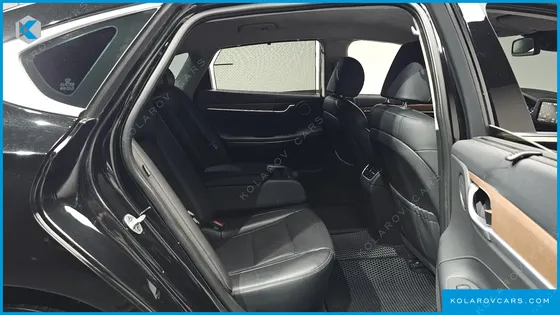 HYUNDAI GRANDEUR EXCLUSIVE