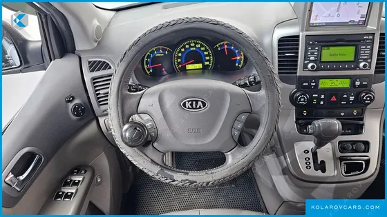 KIA CARNIVAL GLX