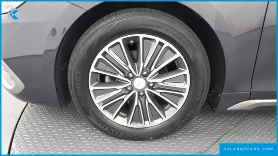 HYUNDAI GRANDEUR EXCLUSIVE