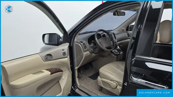 KIA CARNIVAL LPI GLX