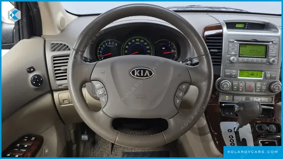 KIA CARNIVAL LPI GLX