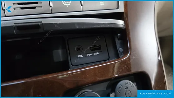 KIA CARNIVAL LPI GLX