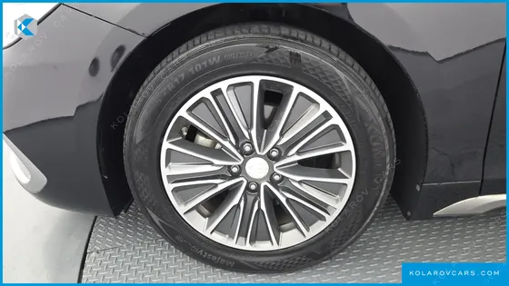 HYUNDAI GRANDEUR EXCLUSIVE