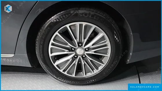 HYUNDAI GRANDEUR EXCLUSIVE