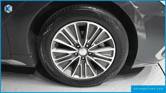 HYUNDAI GRANDEUR EXCLUSIVE