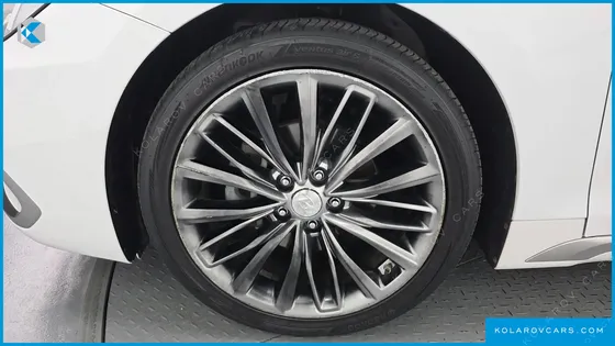 HYUNDAI GRANDEUR EXCLUSIVE