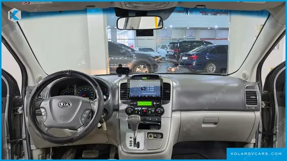 KIA CARNIVAL LPI GLX