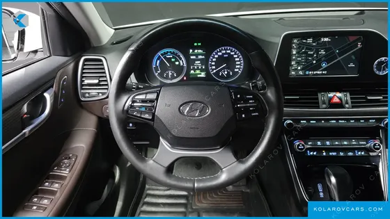 HYUNDAI GRANDEUR EXCLUSIVE