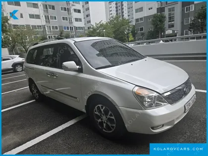 KIA CARNIVAL EASYMOVE GLX DELUXE 11-SEATER