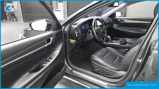 HYUNDAI GRANDEUR EXCLUSIVE