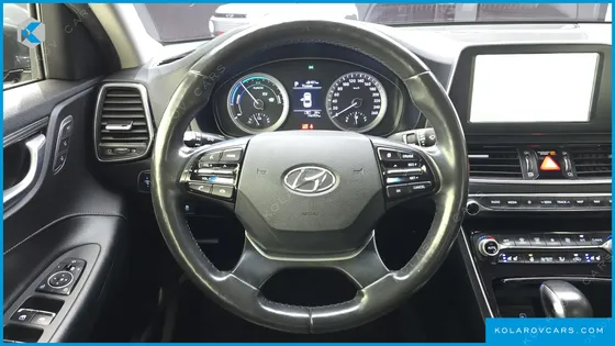HYUNDAI GRANDEUR EXCLUSIVE