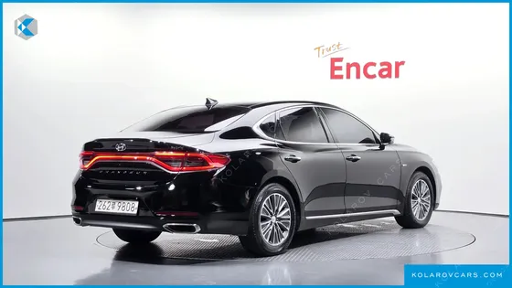 HYUNDAI GRANDEUR PREMIUM