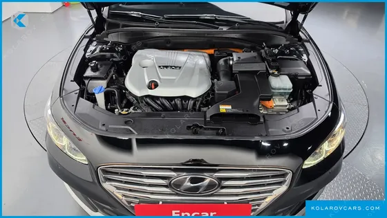 HYUNDAI GRANDEUR PREMIUM