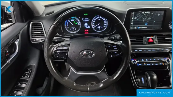 HYUNDAI GRANDEUR PREMIUM