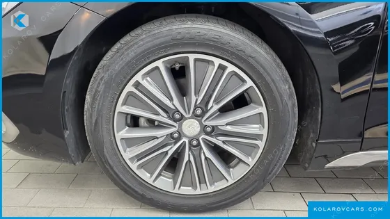 HYUNDAI GRANDEUR EXCLUSIVE