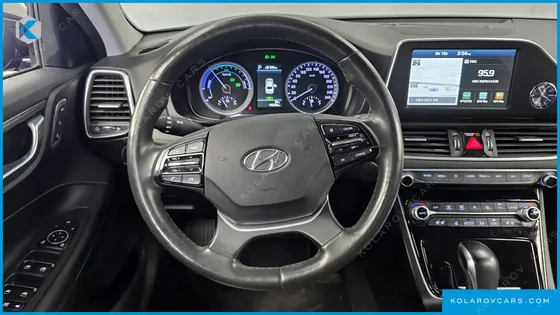 HYUNDAI GRANDEUR EXCLUSIVE
