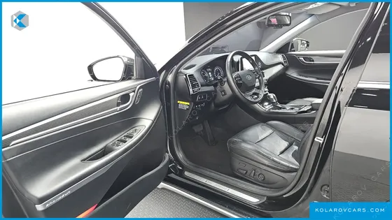 HYUNDAI GRANDEUR EXCLUSIVE
