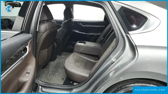 HYUNDAI GRANDEUR PREMIUM