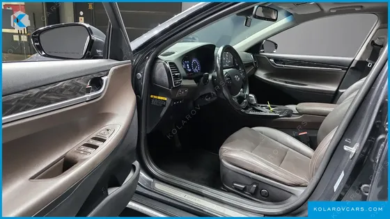 HYUNDAI GRANDEUR PREMIUM