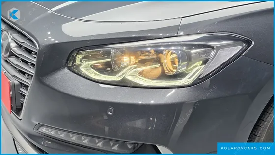 HYUNDAI GRANDEUR PREMIUM