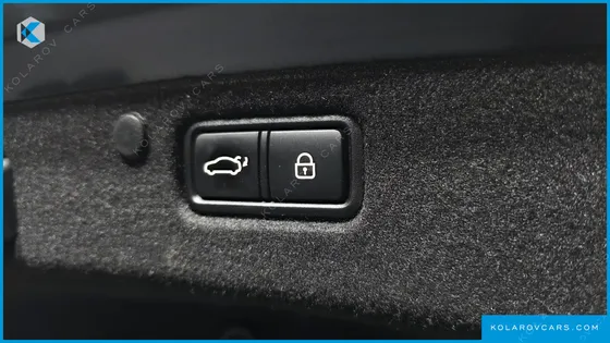 HYUNDAI GRANDEUR PREMIUM