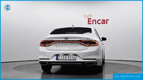 HYUNDAI GRANDEUR PREMIUM