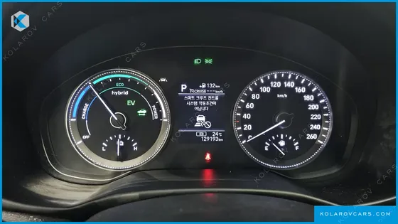 HYUNDAI GRANDEUR PREMIUM