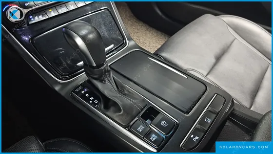 HYUNDAI GRANDEUR PREMIUM
