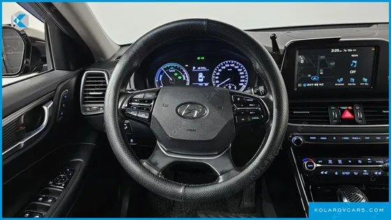 HYUNDAI GRANDEUR EXCLUSIVE