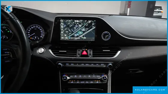 HYUNDAI GRANDEUR PREMIUM