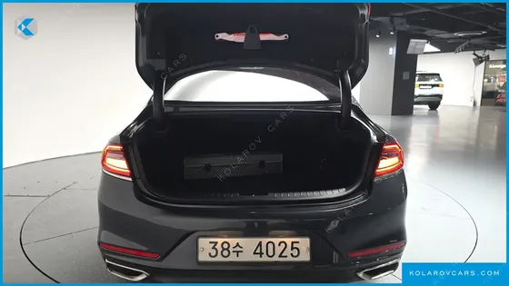 HYUNDAI GRANDEUR PREMIUM