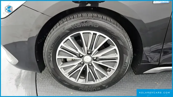 HYUNDAI GRANDEUR EXCLUSIVE