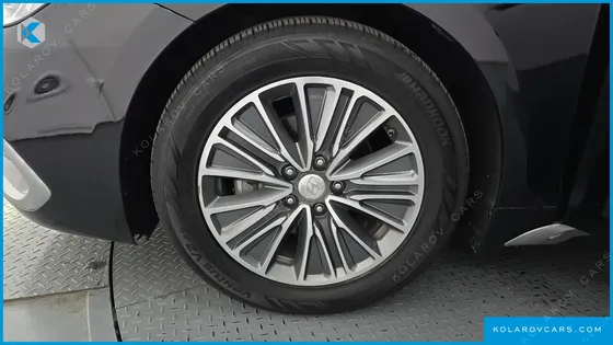 HYUNDAI GRANDEUR EXCLUSIVE