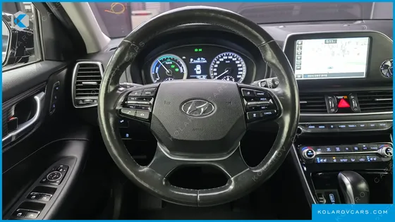 HYUNDAI GRANDEUR EXCLUSIVE