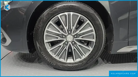 HYUNDAI GRANDEUR EXCLUSIVE