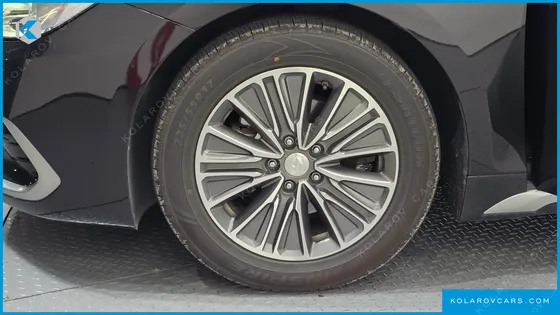 HYUNDAI GRANDEUR EXCLUSIVE