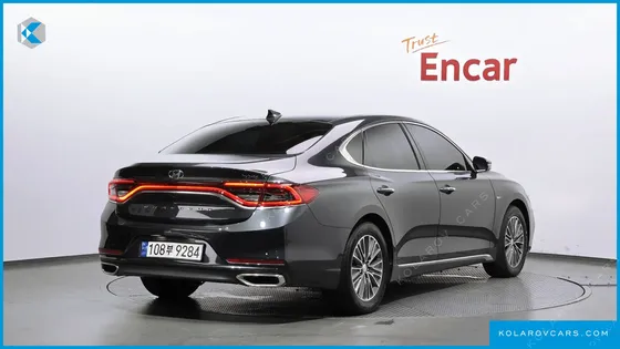 HYUNDAI GRANDEUR PREMIUM