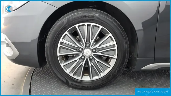 HYUNDAI GRANDEUR PREMIUM