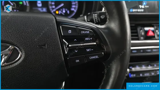 HYUNDAI GRANDEUR PREMIUM