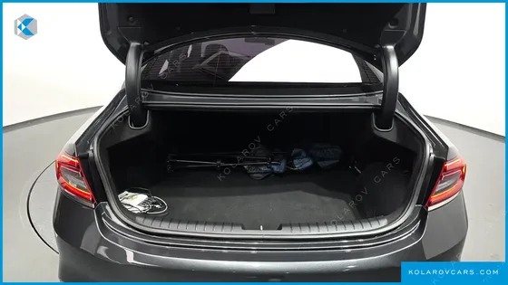 HYUNDAI GRANDEUR PREMIUM