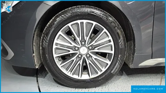 HYUNDAI GRANDEUR EXCLUSIVE