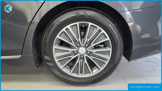HYUNDAI GRANDEUR EXCLUSIVE