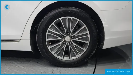 HYUNDAI GRANDEUR EXCLUSIVE